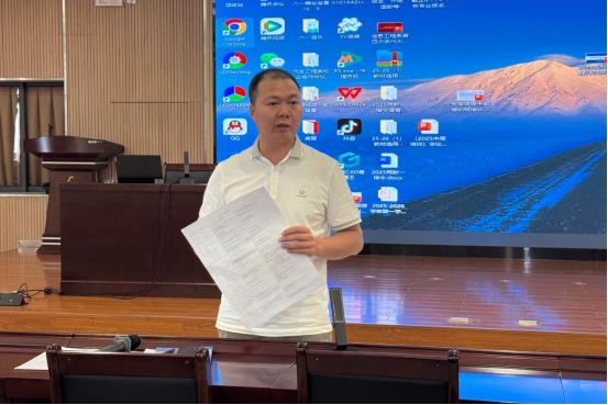 1756085495697082487.png 陆润宗解读学生后勤服务指南.png